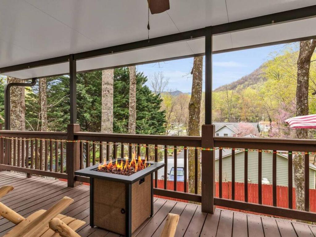 Soco Serene Cabin In The Heart Of 매기 벨리 외부 사진